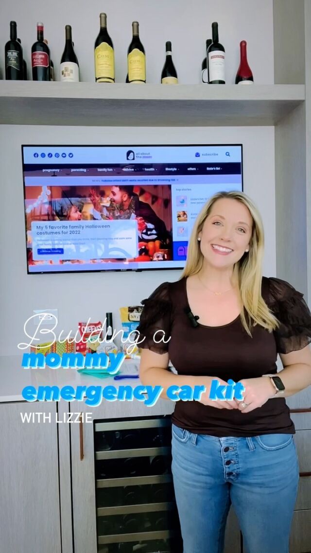 Lizzie is here and showing us how to build a mommy emergency car kit on a budget! Use the link in bio to see her complete list.
.
.
.
#emergencycarkit #carkit #momhacks #momtips #parentingtips #shareaboutthemom #mamahoodinspired #motherhoodinspired #motherhoodintheraw #motherhoodunited #motherhoodrising #motherhoodthroughig #motherhoodthroughinstagram #motherhoodsimplified #momlife #momlifeisthebestlife #momlifebelike